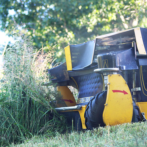 Specialized Slope Mowing Equipment